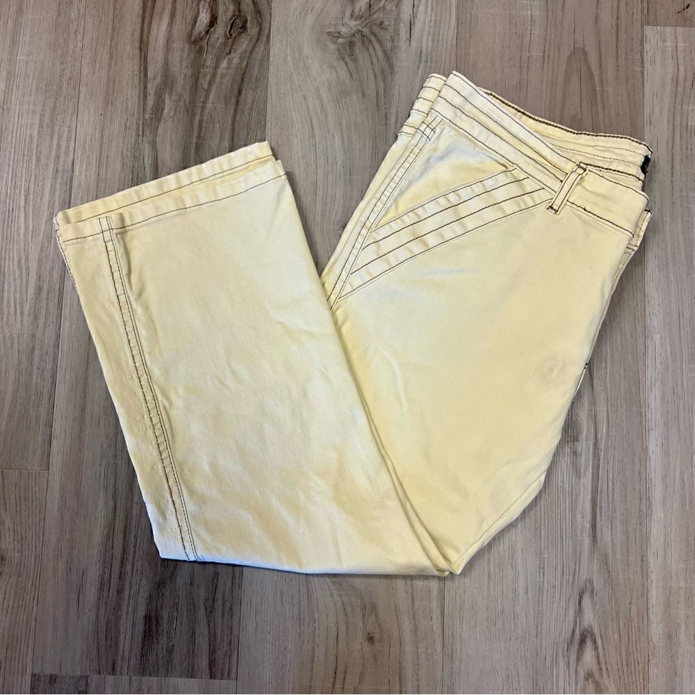 Vintage y2k Spoon capris in light yellow sz 13 low rise. - Picture 11 of 14